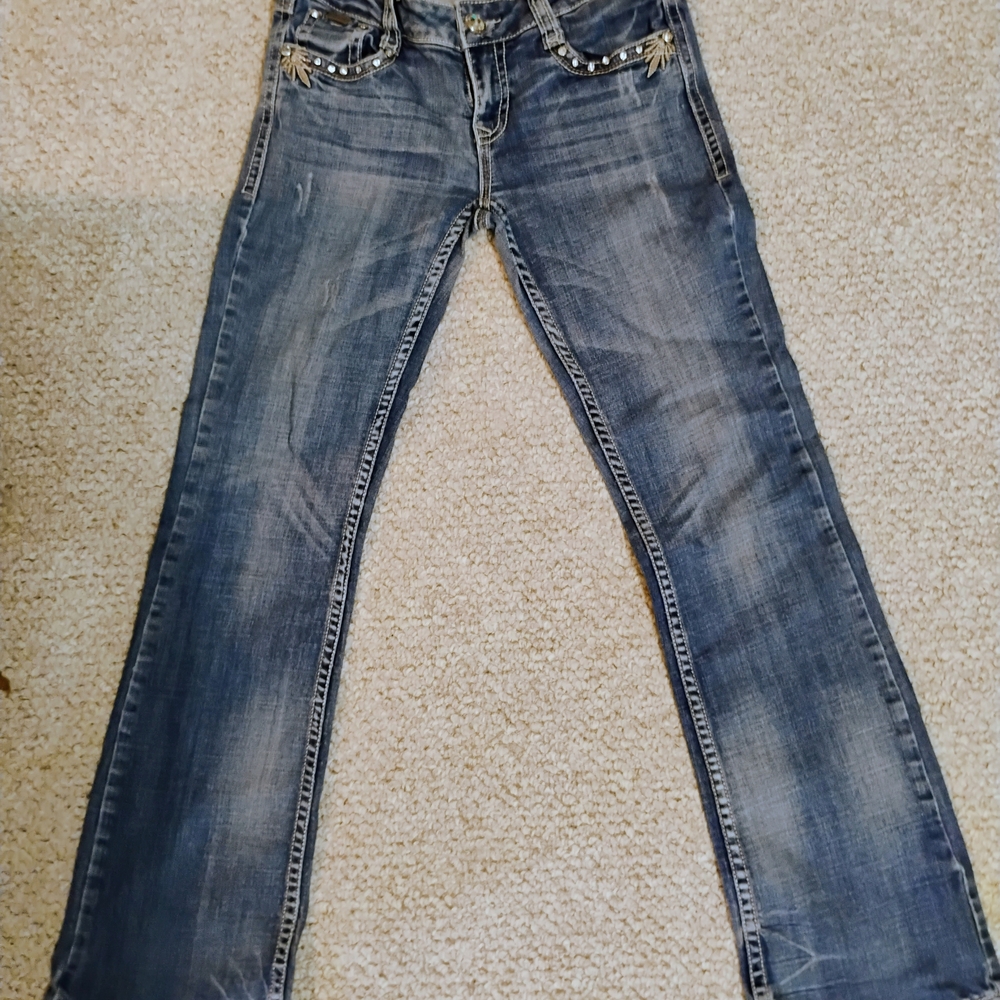 L.A. Idol Flare Jeans in Distressed Blue - Picture 2 of 6